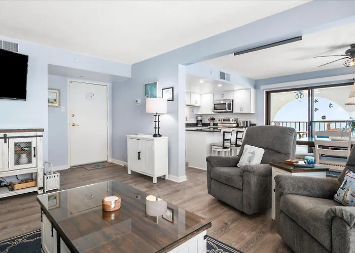 Gorgeous 2 Bedroom With Outdoor Pool And Ocean Views! *
