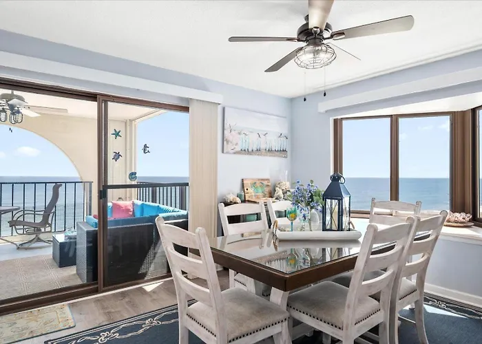 Ferienhaus Gorgeous 2 Bedroom With Outdoor Pool And Ocean Views!