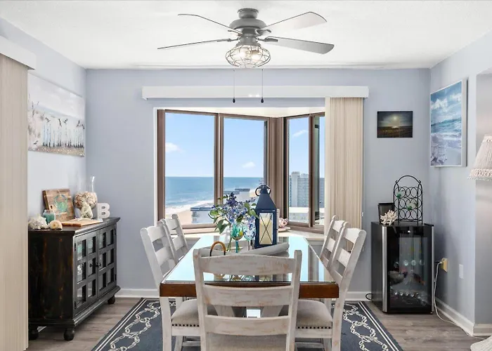 Gorgeous 2 Bedroom With Outdoor Pool And Ocean Views! *