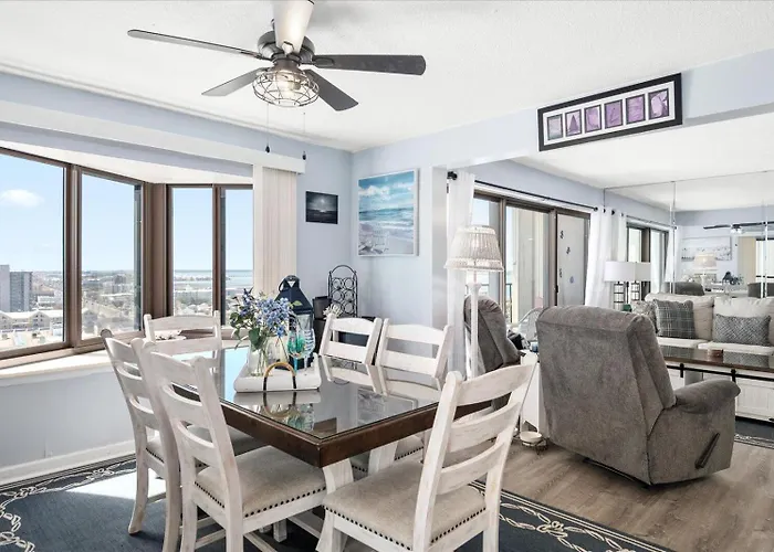 Ferienhaus Gorgeous 2 Bedroom With Outdoor Pool And Ocean Views! *