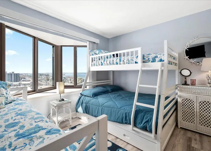 Gorgeous 2 Bedroom With Outdoor Pool And Ocean Views! * Ocean Stadt