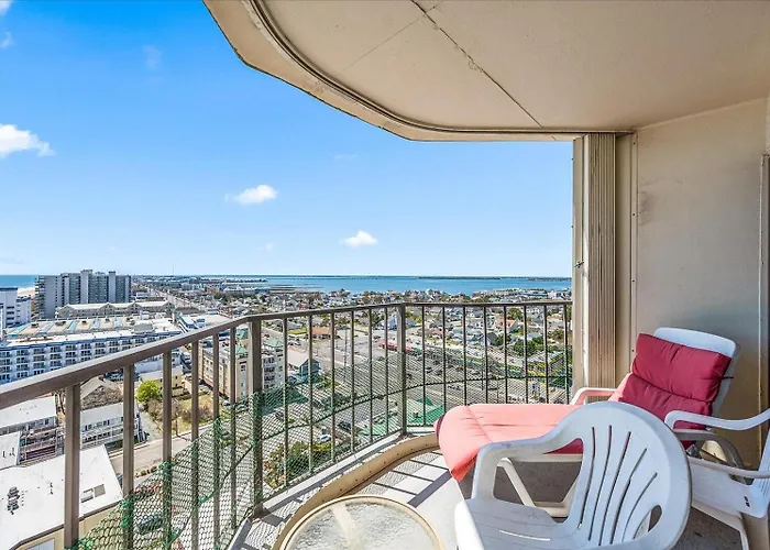 Gorgeous 2 Bedroom With Outdoor Pool And Ocean Views! Ocean Stadt