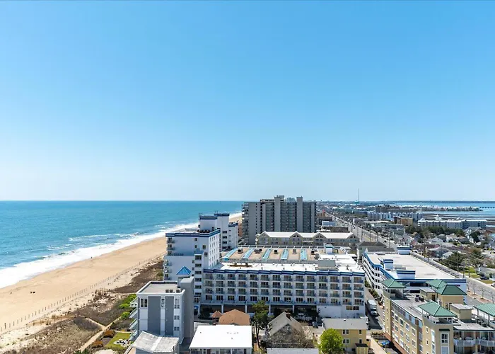 Gorgeous 2 Bedroom With Outdoor Pool And Ocean Views! *