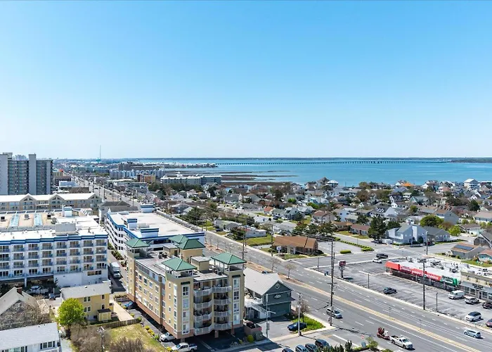 Ferienhaus Gorgeous 2 Bedroom With Outdoor Pool And Ocean Views!